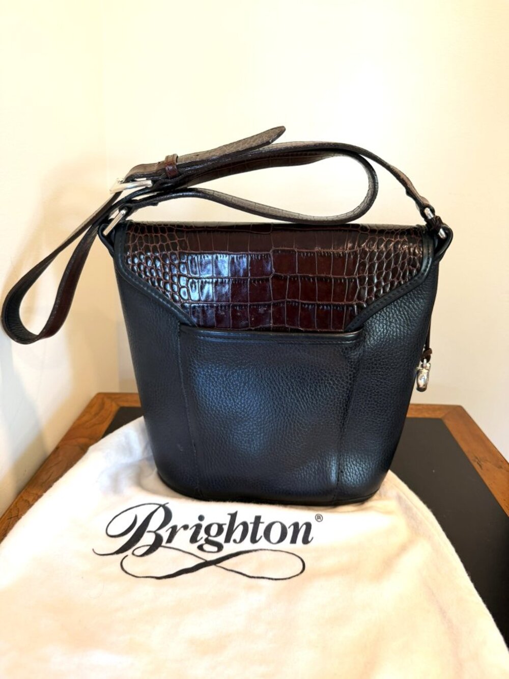 Brighton A080080 Leather Crossbody Bag – Brown Croc & Black Grain – Heart Charm - Picture 5 of 8